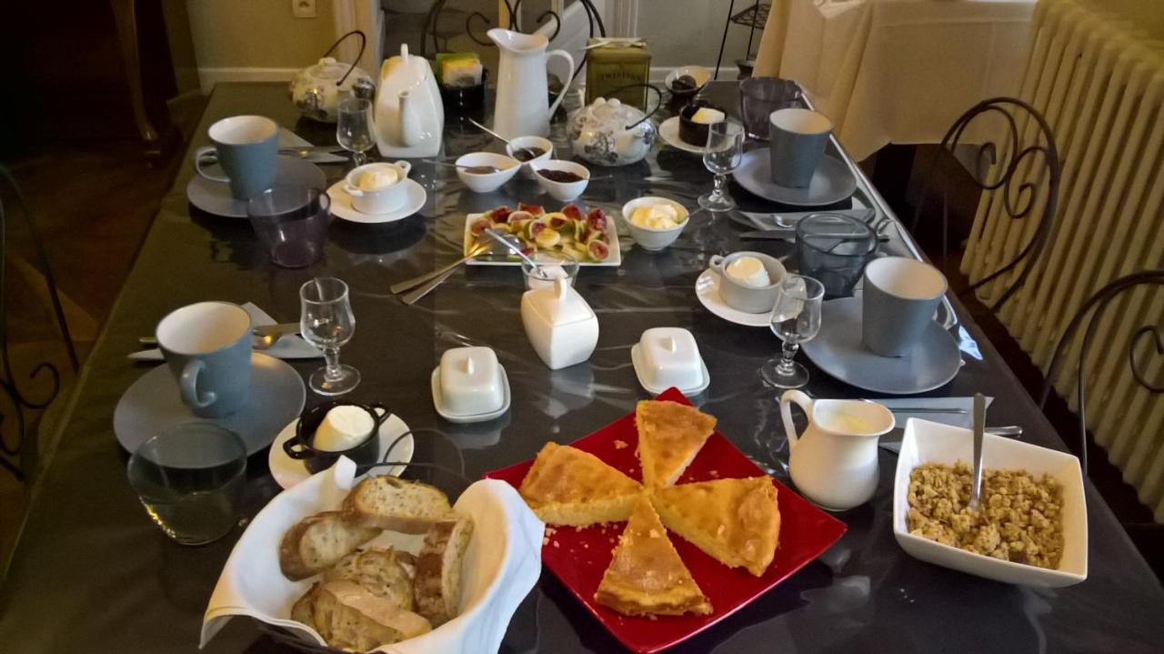 Chambres Et Table L' Echappee Bouvesse-Quirieu Ngoại thất bức ảnh