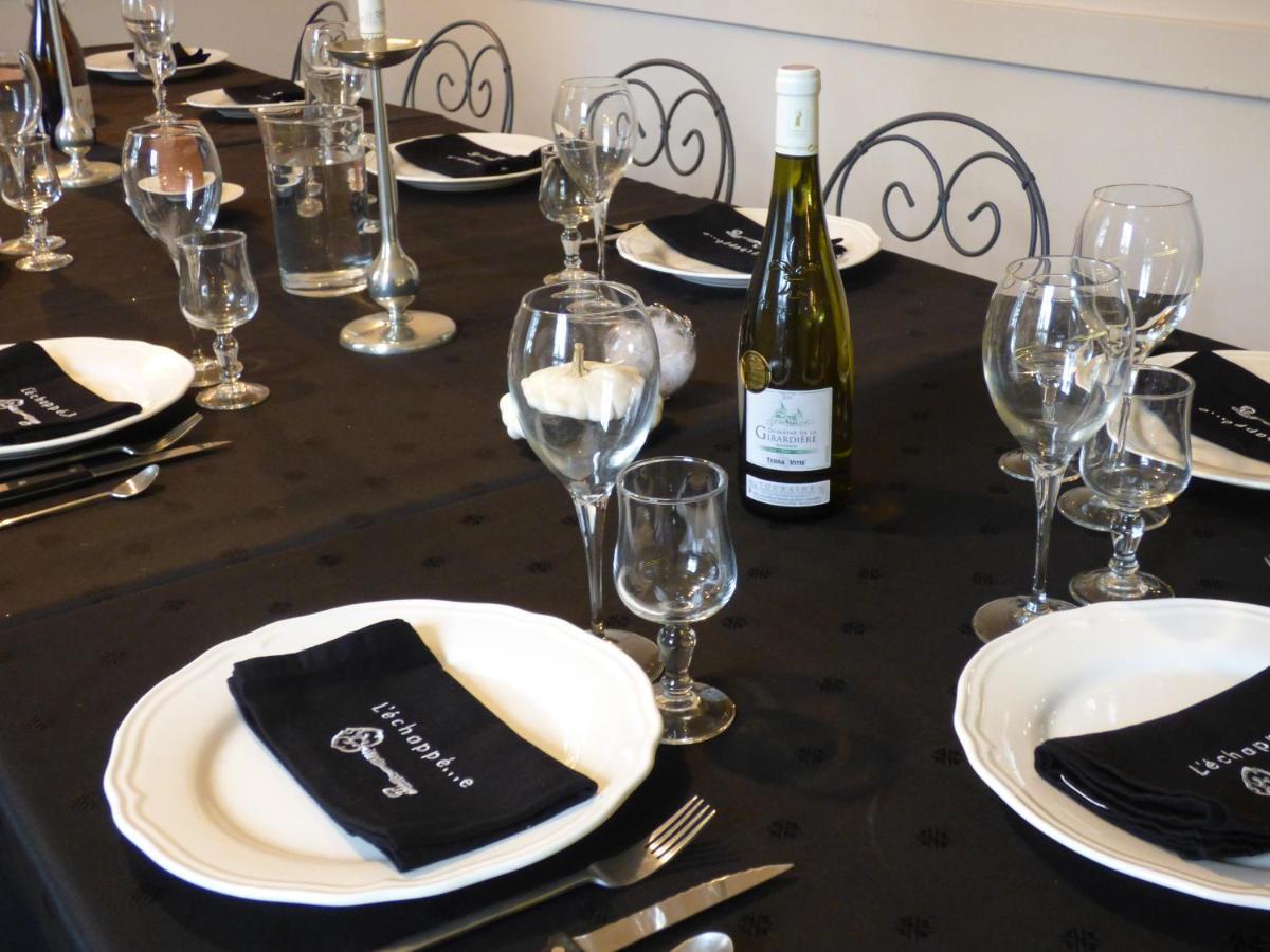 Chambres Et Table L' Echappee Bouvesse-Quirieu Ngoại thất bức ảnh